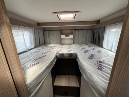2024 Swift Voyager 584