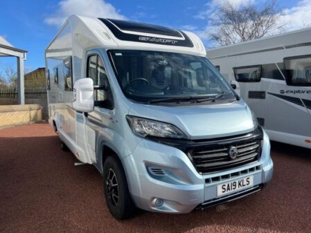 2019 Swift Searcher 664