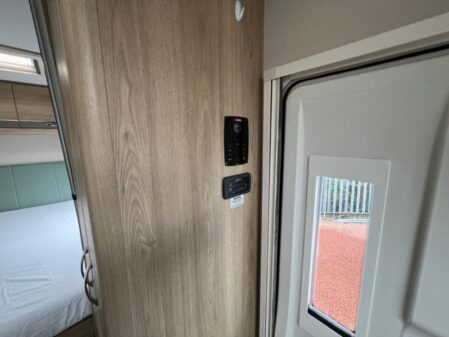 2018 Elddis SIGNATURE 155