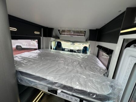 2024 Chausson X650 Exclusive Line Manual
Manual