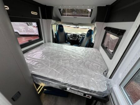 2024 Chausson X650 Exclusive Line Manual
Manual
