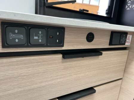 2024 Chausson X650 Exclusive Line Manual
Manual