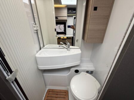 2024 Chausson X650 Exclusive Line Manual
Manual