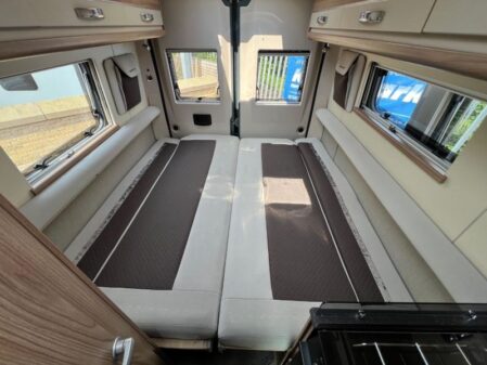 2022 Swift Select 122