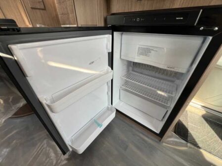 2024 Coachman VIP 575