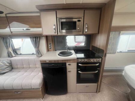 2015 Swift Challenger 580 SE