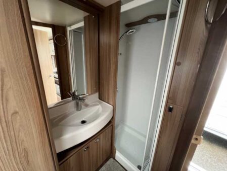 2021 Swift Challenger 530
Incl Mover