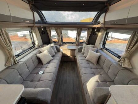 2024 Coachman VIP 460