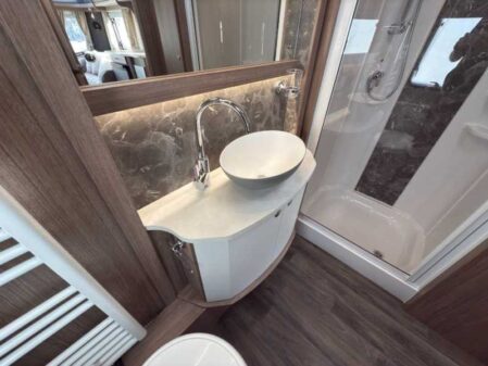 2024 Coachman VIP 460