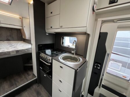2024 Swift Voyager 494 Auto