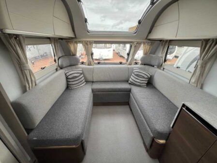 2022 Adria Alpina Mississippi
Incl Mover & Air Con