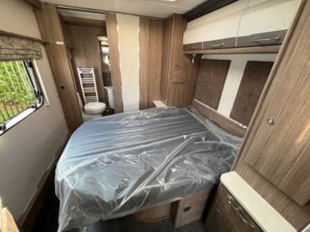 2025 Coachman VIP 575