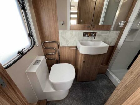 2018 Coachman VIP 575