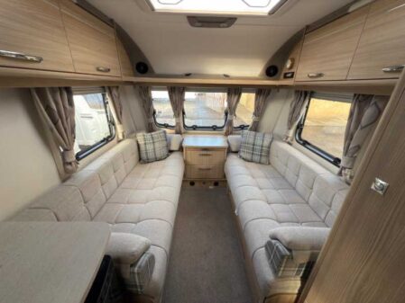 2016 Coachman Highlander 380