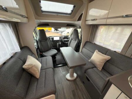 2025 Swift Voyager 564 Auto