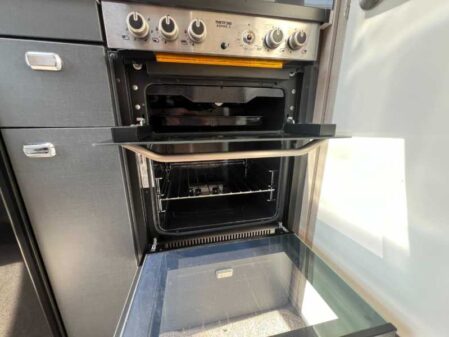 2018 Sterling Eccles 560