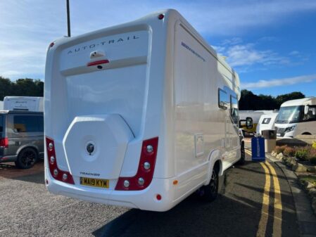 2019 Auto-Trail Tracker FB