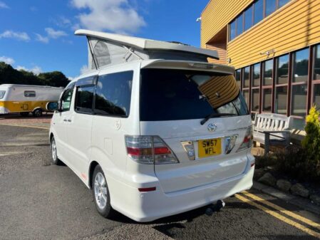 2007 Toyota Alphard