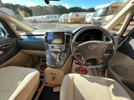 2007 Toyota Alphard