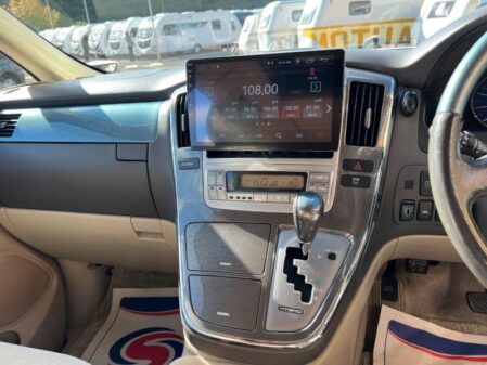 2007 Toyota Alphard