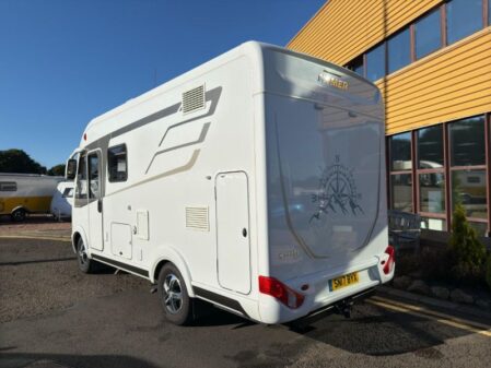 2017 Hymer B-Class 444 DL