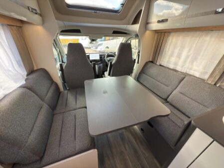 2025 Swift Voyager 594 Auto