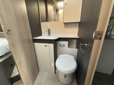 2025 Swift Voyager 594 Auto