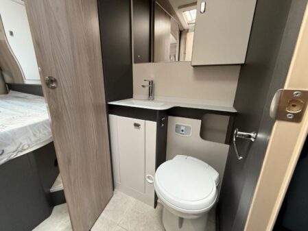 2025 Swift Voyager 594 Auto