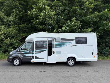 2025 Swift Voyager 594 Auto