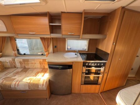 2010 Swift Charisma 550  ***SPARES OR REPAIRS***