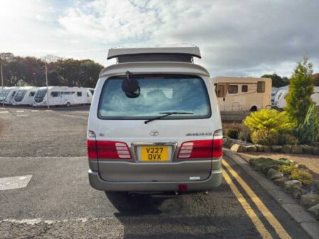 1999 Toyota Hi Ace 300GS