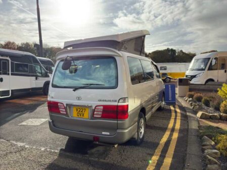 1999 Toyota Hi Ace 300GS