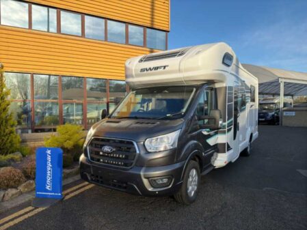 2025 Swift Voyager 494 Auto