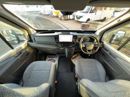 2025 Swift Voyager 494 Auto