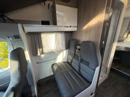 2025 Swift Voyager 494 Auto