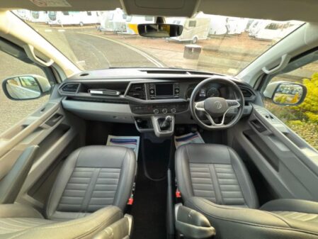 2022 VW Transporter T28 Hi Line