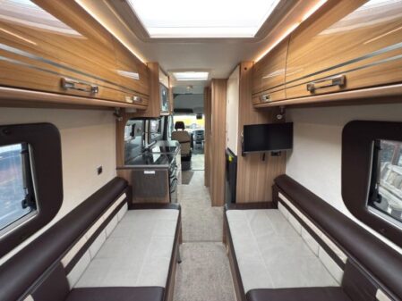2016 Lunar Landstar RL