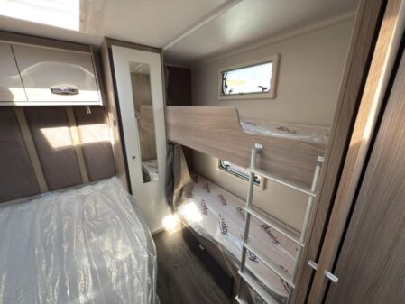 2025 Swift Challenger 670 Grande SE