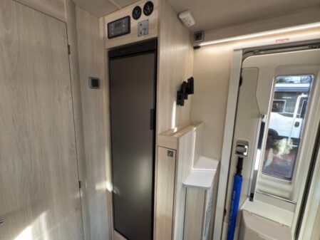 2021 Auto-Trail F60