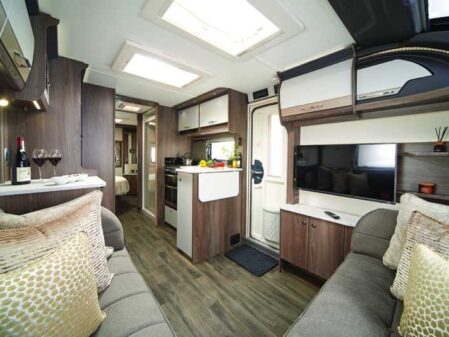 2025 Coachman Laser 855 Xtra
***SOLD SEC***