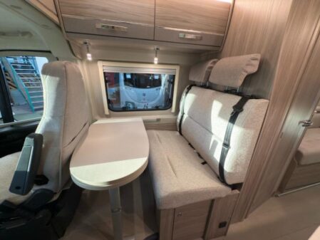2024 Elddis Explorer CV40 Manual