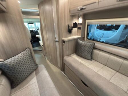 2024 Elddis Explorer CV40 Manual