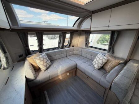 2025 Coachman Acadia 660 Xtra
