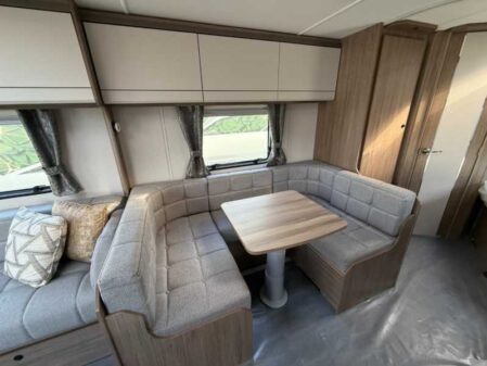 2025 Coachman Acadia 660 Xtra