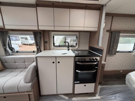 2025 Coachman Acadia 575