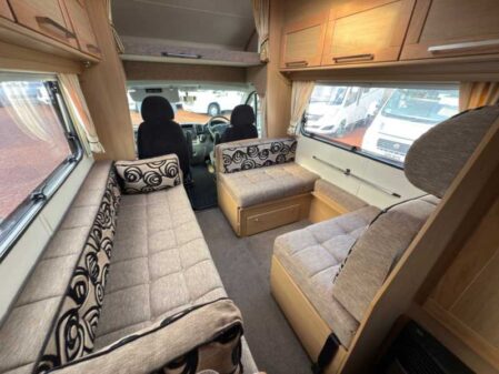 2013 Elddis Autoquest 130