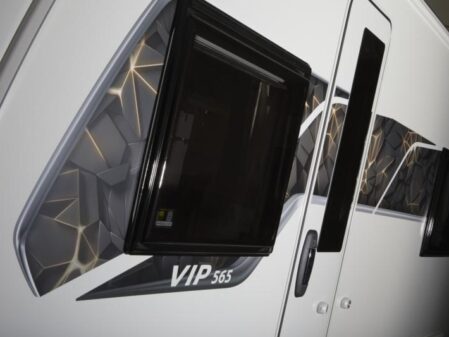 2025 Coachman VIP 565