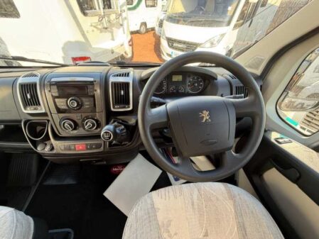 2011 Elddis Majestic 165