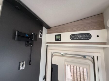 2025 Swift Voyager 564 Auto