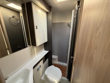 2025 Swift Voyager 564 Auto